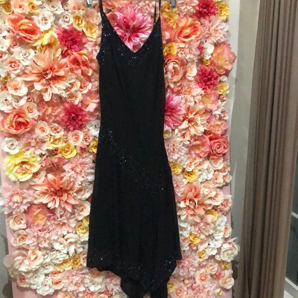 Black sexy flowing dress!